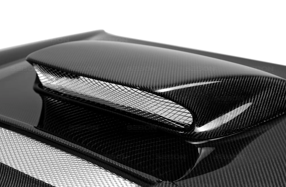 Seibon RC Style Carbon Fiber Hood 2002-2003 Impreza/WRX - Image 4