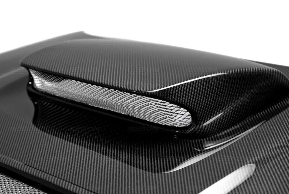 Seibon RC Style Carbon Fiber Hood 2004-2005 Impreza/WRX/STI - Image 3